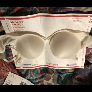 Bombshell 34 C white VS bra